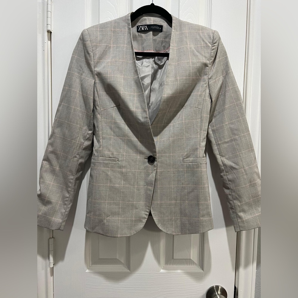 Small Zara Light Gray Plaid Blazer / Jacket